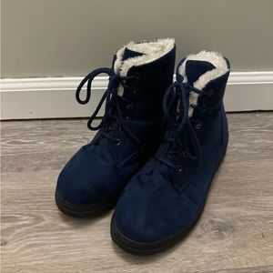 Navy blue fuzzy boots